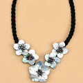 Luxury Fashion Women Handwoven Choker Natural shell Pearl Flower Bib Necklace Jewelry - Grey