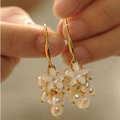 Classic fashion women flower pearls earrings 18k gold plated - White