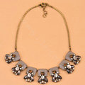 Luxury Fashion Women Exaggeration Choker Crystal Flower Retro Bib Necklace Jewelry - Grey