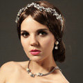 Retro Wedding Jewelry Flower Pearl Crystal Beads Tiaras Bridal Rhinestone Hair Headband Accessories